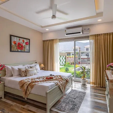 Elivaas 2 Bhk Pet Friendly Villa With Pvt Pool - Heaven In Hill Udaipur Exterior photo